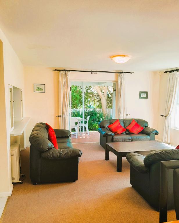 3 Bedroom Property for Sale in River Club Western Cape